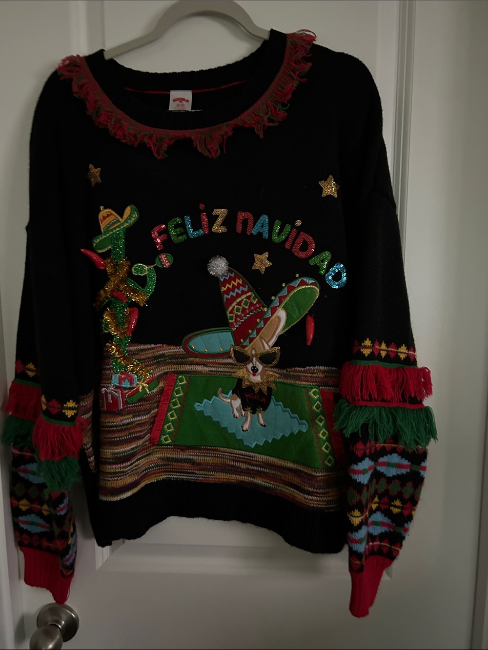 Feliz Navidad Black Holiday XL Sweater with Festive Pom-Pom Chihuahua